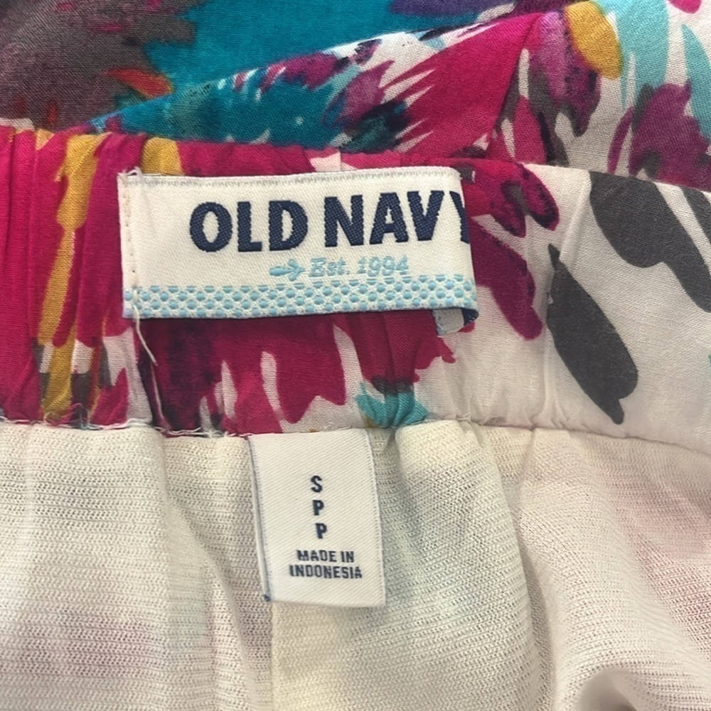 Old Navy Floral Pleated A-Line Skirt Size Small White Purple Pink Blue - Picture 5 of 7
